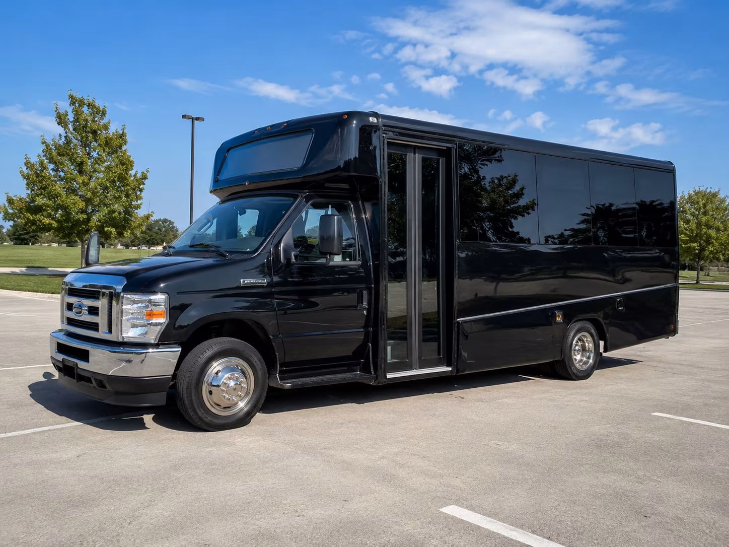New Orleans Airport Shuttle & Transportation group transportation