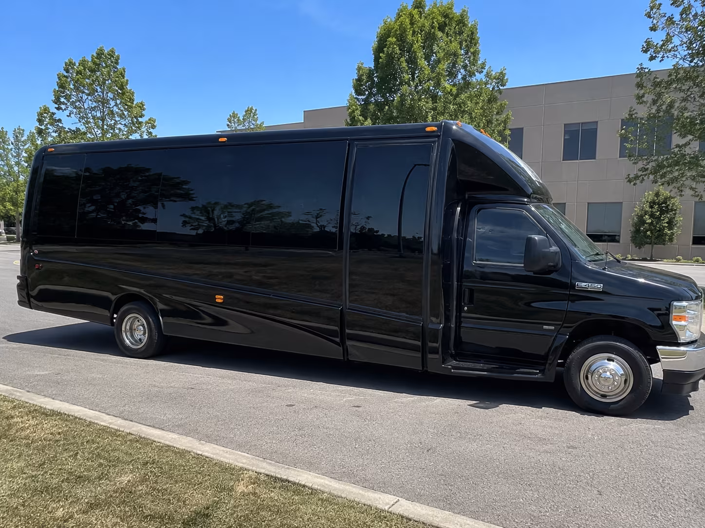 New Orleans Birthday, Sweet 16, & Quinceañera Party Bus Rentals