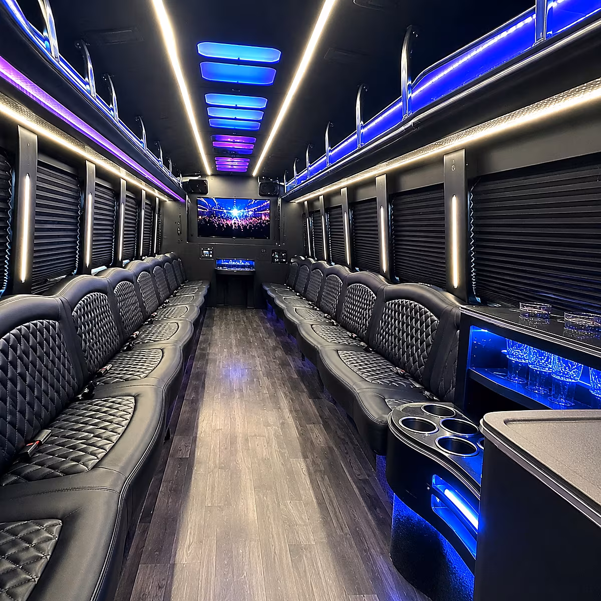 New Orleans Birthday, Sweet 16, & Quinceañera Transportation group transportation