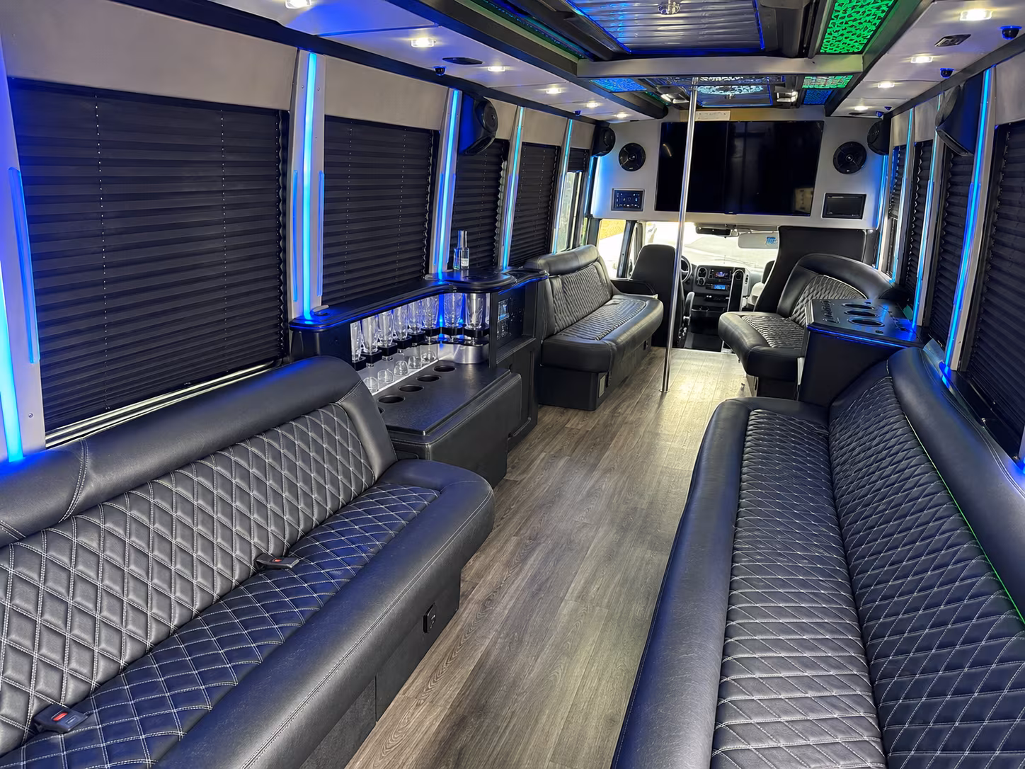 New Orleans Winery Tour & Pub Crawl Transportation party bus exterior