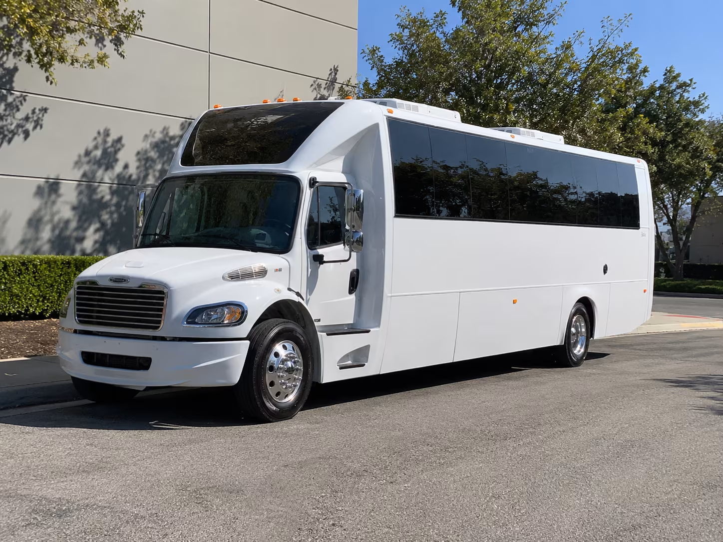 New Orleans Winery Tour & Pub Crawl Transportation party bus exterior