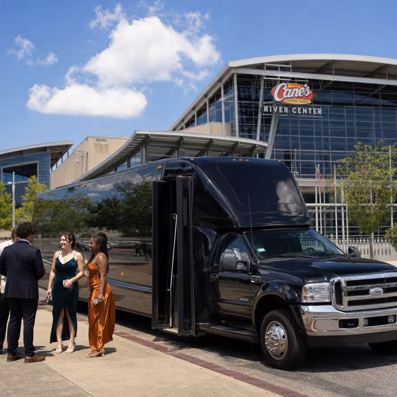 Raising Cane&rsquo;s River Center