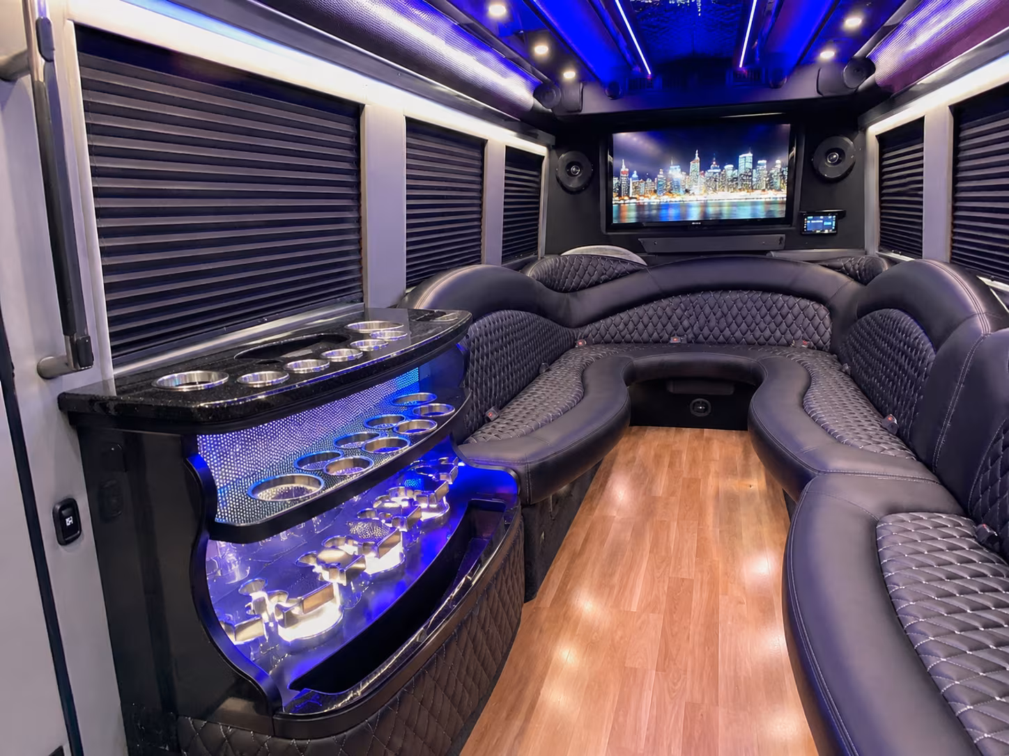 West Gulfport Homecoming & Prom Party Bus Rentals